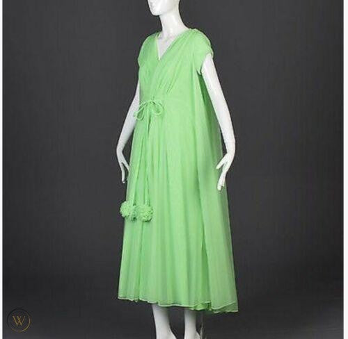 Valentine’s Vintage: Collecting Vintage Lingerie