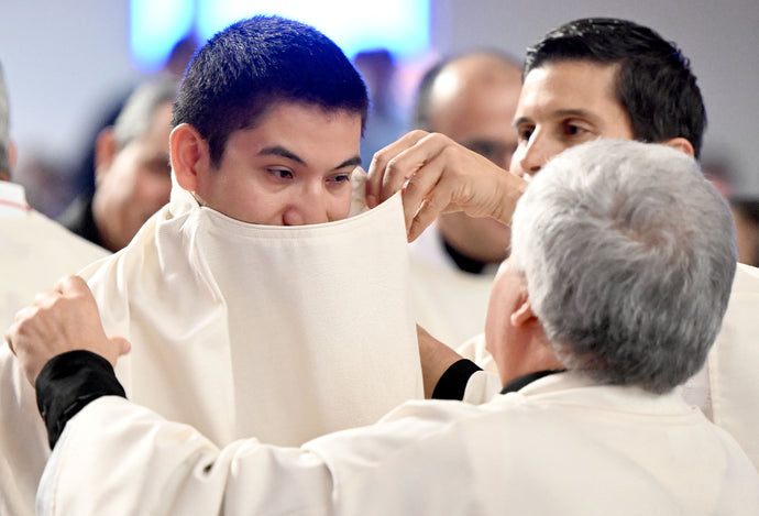 Record number of new priests — 7 — is ordained in San Bernardino diocese