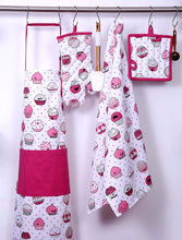 Related casa decors set of apron oven mitt pot holder pair of kitchen towels in a valentine cup cakes design made of 100 cotton eco friendly safe value pack and ideal gift set kitchen linen set